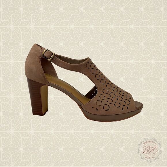 New Clarks Artisan Suede Cut Out Chunky Platform Heels - Picture 1 of 13